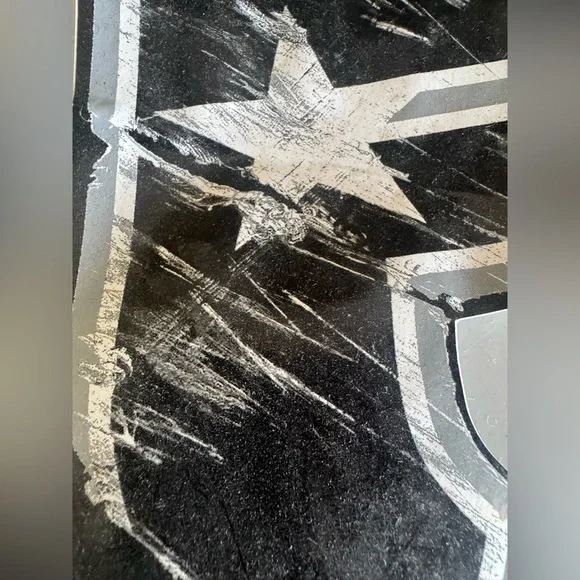 Famous Stars and Straps early 2000’s logo sticker - Picture 3 of 4